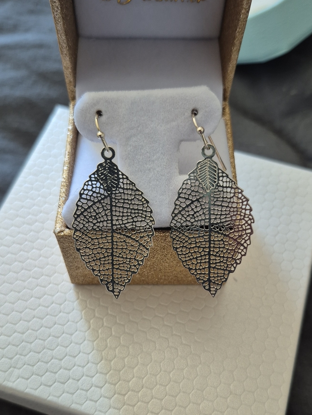 Delicate Silver Leaf Filigree Dangle Earrings - Women Jewelry Without Display